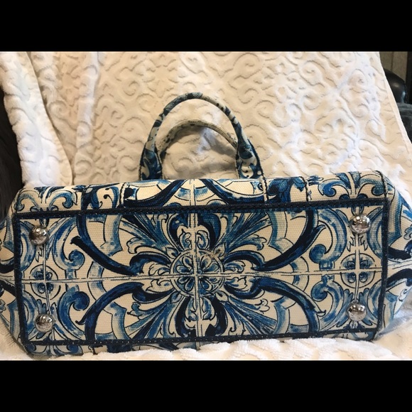 Dolce & Gabbana Handbag - Picture 3 of 8